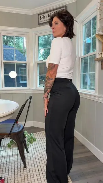 Best way to describe the material is that Lulu align buttery soft material I definitely say stay true to size  #fashion #womensfashion #womensclothing 