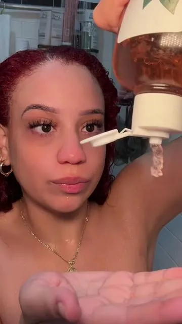 Onion shampoo for curly kinky hair #onionshampoo #haircareroutine #washday #curlyhair #tiktokshopblackfriday 