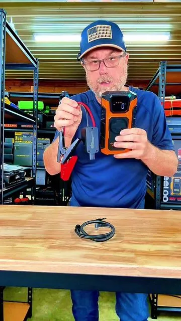 Jump Starter 7000A 10-in-1 with Air Compressor #jumpstarter #jumpstart #tiktokshopblackfriday #tiktokshopcreatorpicks 