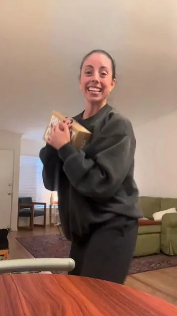 Little Benton unboxing! 👧🧒👦 #unboxing #blackfridaydeals 