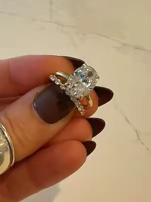 Absolutely STUNNING! The perfect travel ring set! 4.5 carat oval with a hidden halo, dainty bands, you can get them in gold or silver. A head turning set that doesn’t break the bank!✨@Maxinejewelry_official #weddingring #engagementring #travelring #giftsforher #tiktokshopblackfriday Christmas gift ideas, affordable wedding ring, affordable engagement ring, ring set, oval cut 