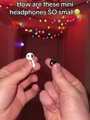 #headphones #blackfridaydeals 