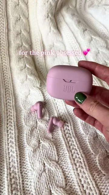 @JBL Audio #tiktokshopblackfriday #tiktokshopcybermonday #noisecancellingearbuds #jbl #pink 