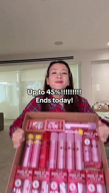 Besties run the one size beauty Settings spray is so good!! 😊 #onesizebeauty #tiktokshopcybermonday #tiktokshopcreatorpicks #beautyandlifestyledeals #tiktokshopblackfriday 