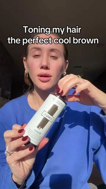 Refresh your hair at home with the dpHUE Gloss Plus #haircolor #hairmask #haircare #hairtutorial #hairgloss @dpHUE 