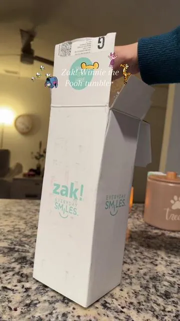 It is such a beautiful cup!! 😍😍💛 #zakdesigns #zakcup #tiktokshopblackfriday #tiktokshopholidayhaul #tiktokshopcybermonday 