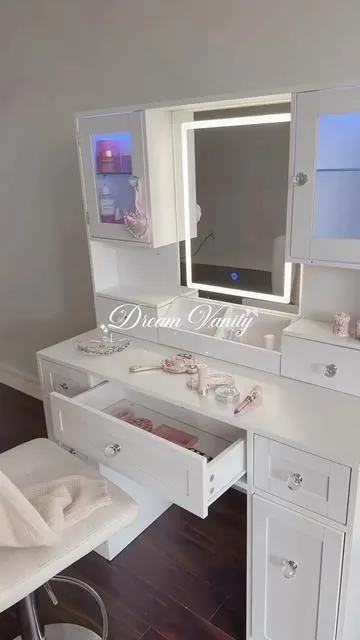 my dream princess vanity makeover 🎀🪽#vanityorganization #asmrsounds #organizingtiktok #girlycoquette #cleangirl 