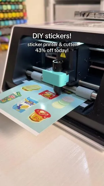 print your own stickers right at home! #stickers #junkjournal #tiktokshopblackfriday #tiktokshopcybermonday #christmasgiftideas 