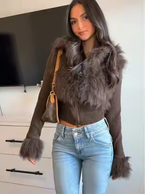 I’m actually obsessed with this faux fur jacket #fauxfur #furjacket #tiktokshopblackfriday #tiktokshop #fallfashion 