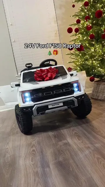 The Ford F-150 Raptor 24V Ride-On Truck comes with LED lights, Bluetooth, and a parent remote for added safety. @Segmart #KidsRideOn #FordF150Raptor #ChristmasGift #BlackFridayDeals #tiktokshopblackfriday 