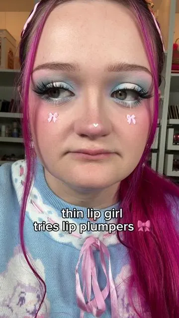 #AD • imagine finding the most effective lip plumper youve ever tried, and then realizing it comes in COLORS 😭 i am thriving rn 🩷 @VT Cosmetics US #lipplumper #thinlips 