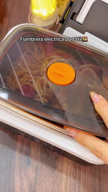 Fiambrera eléctrica portátil para el hogar y la oficina Descubra la comodidad de una lonchera eléctrica portátil que es perfecta para el hogar, la escuela o los picnics. ¡Mantente alimentado con comidas calientes dondequiera que vayas! #portable #electric #Lunchbox #recargable #wireless