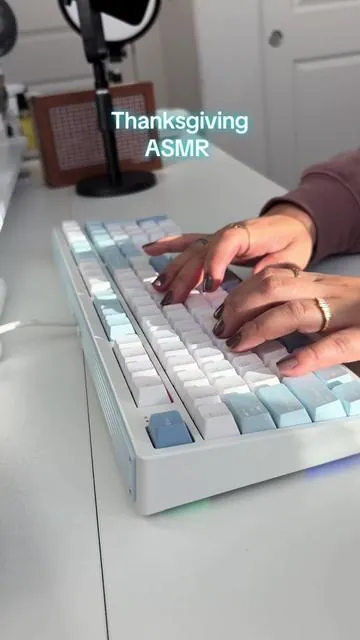 BlackFriday Deals here. EPOMAKER TH108 sounds as good as it looks. #TikTokShopBlackFriday #tiktokshopcybermonday #asmr #keyboard #tiktokshop 