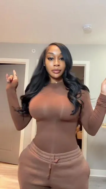Feeling girl shapewear bodysuit! #feelingirl #shapewear #bodysuit #tiktokshopblackfriday #tiktokshopcybermonday 
