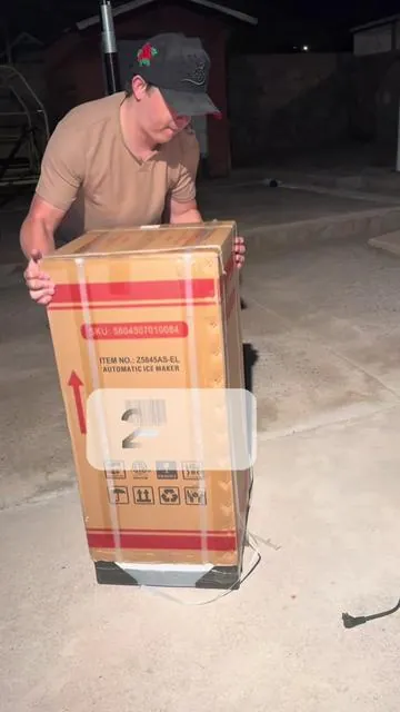 Máquina de hacer hielo commercial #tiktokshopblackfriday #tiktokshopcybermonday #tiktokshopcreatorpicks #openyoursuperstory 