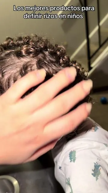 Curly hair products, curls, rizos #curlyhair #hair #rizos #ondulados #rizosdefinidos 