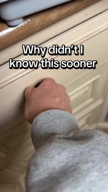 This adjustable drawer organizer is a game changer #drawerorganization #tiktokshopcreatorpicks #tiktokshopholidayhaul #kitchengadgets #tiktokshopfinds 