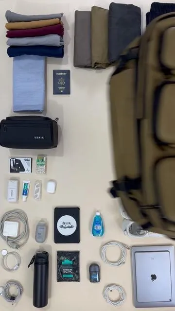 Stop struggling. Start organizing. Turn entropy into momentum. Built for motion.  #everydaybag #travel #musthavebag  #travelessentials 
