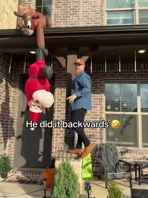 This Santa inflatable Is so 🤣 #inflatable #christmasdecor #Outdoors #tiktokshopholidayhaul #tiktokshopcreatorpicks 