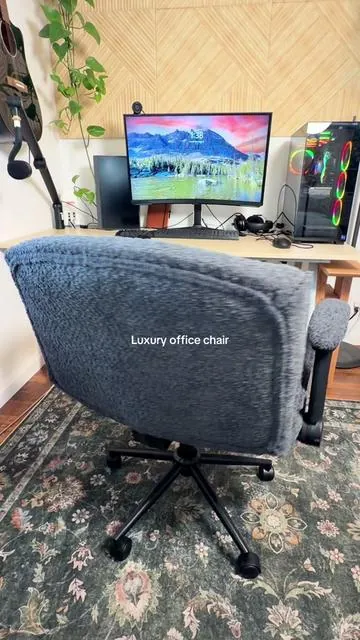Must be a sign ✨ #crisscrosschair #chair #officechair #computerchair #gamingchair 