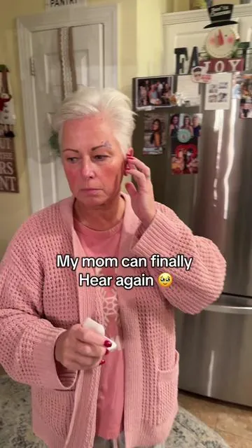 This gift is priceless😊 #hearingaids #hearingloss #giftformom #giftidea #happy   