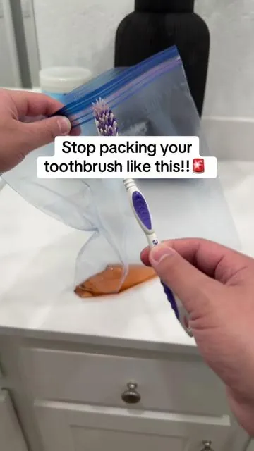 It’s 2026, stop using those old toothbrushes and get the electric one instead 🦷🪥 #tiktokshopholidayhaul #tiktokshopblackfriday #tiktokshopfalldealsforyou #tiktokshopcybermonday #tiktokshopcreatorpicks 