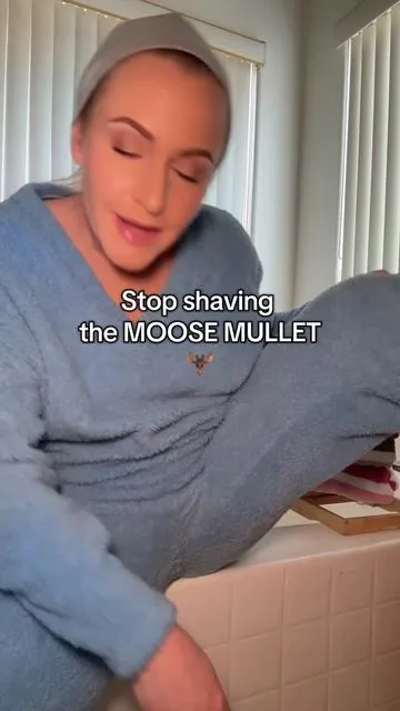 Stop shaving 🪒 ✋🏻🐱 #selfcare #noshavenovember #flamingohairremoval #hairrrmoval #bodyhair 