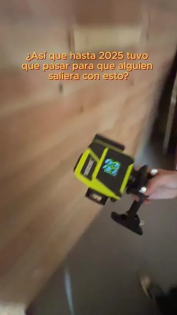 ¿Un nivel láser verde de 3 ejes con mando a distancia por menos de 70 yuanes? ¡Eso no se ha visto nunca! #laserlevel #bluecollar  #tiktokshopholidayhaul #tools #homedesign 