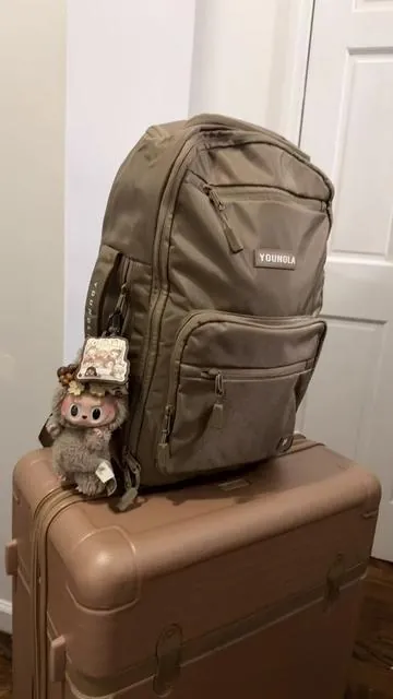 My new favorite travel backpack from @YOUNGLA  🥰 #backpack #carryon #weekender #bag #travel 