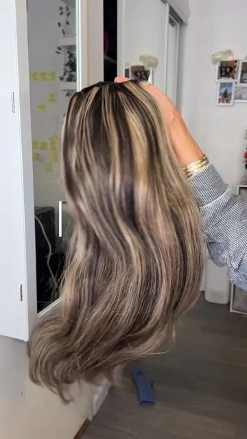 Sooo pretty 🤩 @Mscoco Hair   #mscocohair #hairinstall #loosebodywavewig #highlightwig #upartwig 