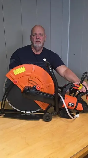 Electric concrete saw #concrete #contractor #construction #plumber #plumbing 