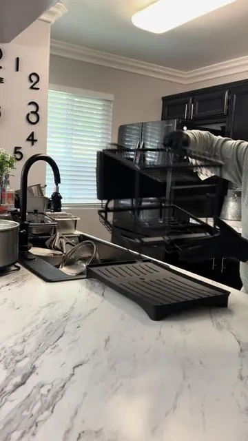 2 tier dish drying rack ✨ #kitchenessentials #cleantok #dishrack #tiktokshop #tiktokmademebuyit 