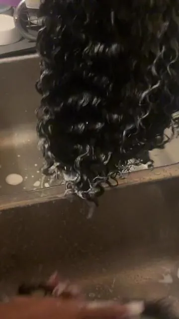 #halfwig #cutebienhair #wiginstall #curlyhair 