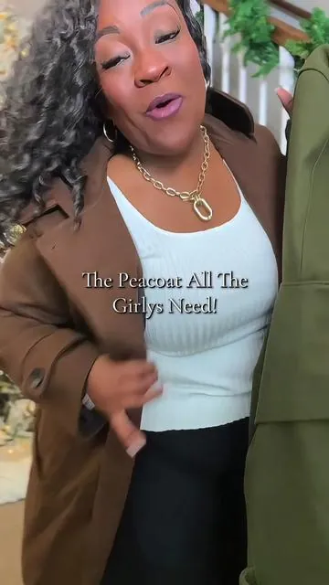 🤎Yall don’t sell out the Brown I need one more for my big head sister! #peacoat #curvyfashion #midsizedfashion #HolidayHaul #plussizefashion 