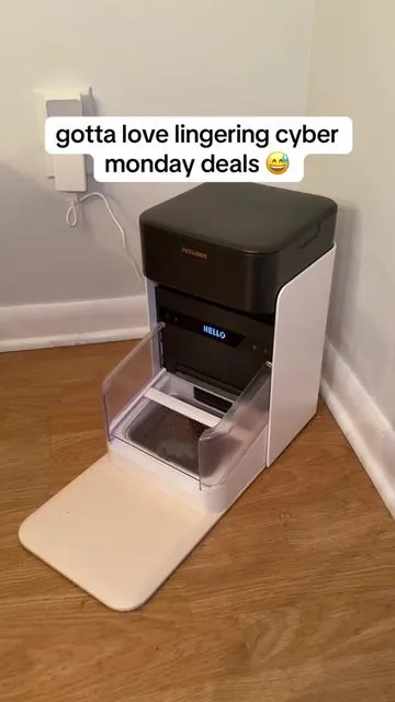 I’m fortunate that I found this RFID Automatic Cat Feeder while it was still on this crazy sale! 🐈 #catfeeding #petsoftiktok #automaticcatfeeder #tiktokshopholidayhaul #tiktokshopcreatorpicks 