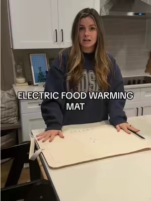 The hosting essential you need!!!!👏🏼 Keeps your food warm for the entirety of your event and is safe on all surfaces!!! #foodwarmer #foodwarmingmat #hostingessentials #homefinds  #kitchenessentials 