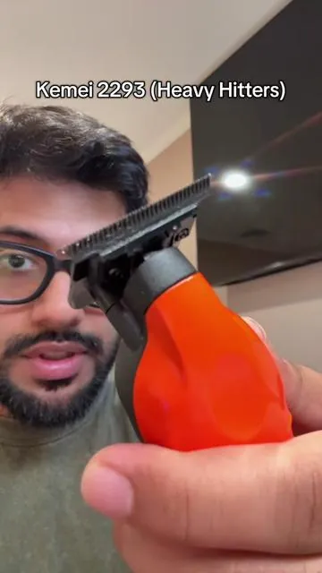 One of the sharpest trimmers I’ve tested from the TikTok shop #kemei #barber #tiktokshopcreatorpicks 