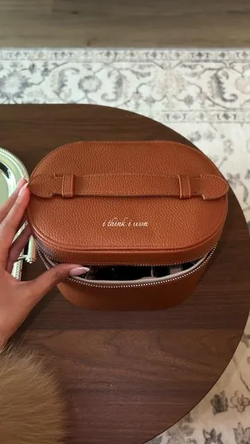 100 hours in Sephora later #makeupbag #makeuporganizer #makeup #aesthetic 