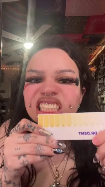 LOLL NOO WAYY #teeth #whitening #teethwhiteningstrips #teethwhutening #whiteningstrips 