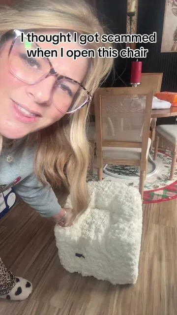 I thought I got scammed when i opened. This chair. But after 24 hrs it's perfect #beanbagchair #comfychair #tiktokshopfindsfyp #