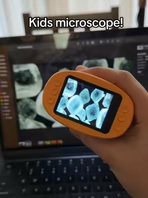 Way too fun to look at things under this microscope! #kidsmicroscope #microscope #kidstoys #christmasgiftforkids 