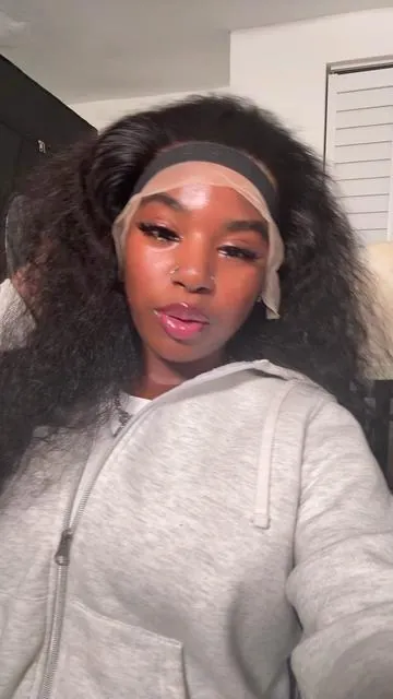 Zlzlblbl Hair Deepwave Unit 😍😍 Full 13x6 30inch [ 109$ ]  Click that 🛒 to get yours 💕  #wigtransformation #wigtok #hairtransformation #curlyhair 