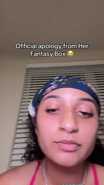 The sales is still live so get it while you can cause when else is everything going to be 50% off 🤭 #herfantasybox #femininehygiene #selfcare #selfloveclub #femininecare 