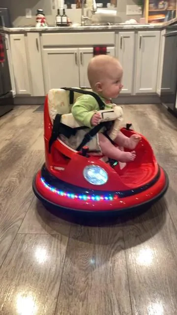 Watch out for the baby bumper car 🤣 #bumpercar #rideoncar #kidstoy #kidsgift  @Dripex Baby  Ride on car Bumper car Kids toy Kids gift
