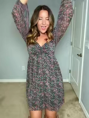 Love this floral dress, looks so cute with cowboy boots! 