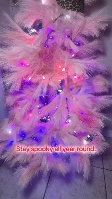 #spookychristmas #cardigan #holidayoutfit #holidayhaul #giftguide 