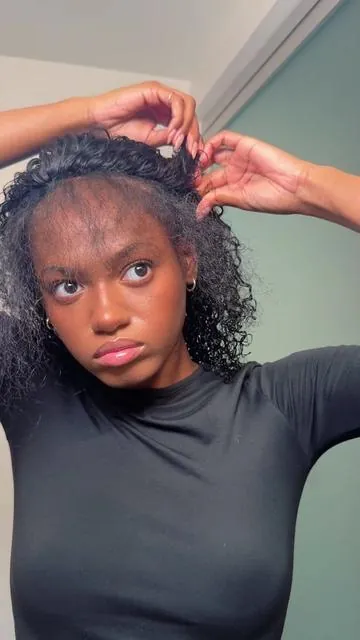 And if you see me with this hair in 2026… it’s not my hair lol I’m manifesting it though @ISEEHAIR  #iseehair #halfwig #curlyhalfwig #protectivestyles 