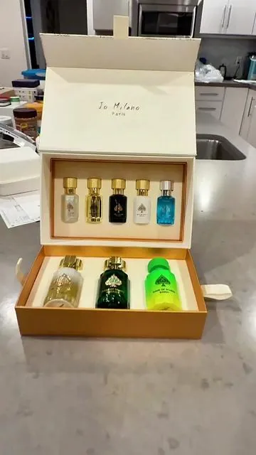 #cologne #gameofspades #amazingfragrances #fragrancegiftset #holidaygiftideas 