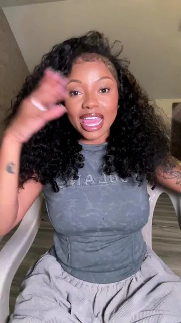 i wish i had a bag of chiiipsuh @Cute Bein Hair Shop 😍✨ #burmesecurly #burmesecurlywig #curlywig #halfwig #curlyhair 