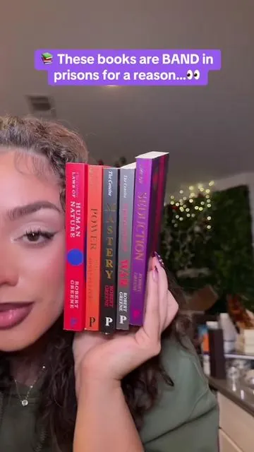 This is the exact mindset starter pack they don’t want you to have. 📘 Power. Seduction. War. Mastery. Human Nature. I read one page a day 👀 and I swear I think differently. These are the no-fluff versions. Just the bold rule‼️ #48lawsofpower @Robert Greene #psycology #tiktokshopcreatorpicks #tiktokshopholidayhaul Robert Greene 5-Book Set (CONCISE EDITIONS) - Exact Copy Set | 48 Laws of...